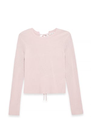 Light Pink Stricktop mit Rundhalsausschnitt und Schleifendetail