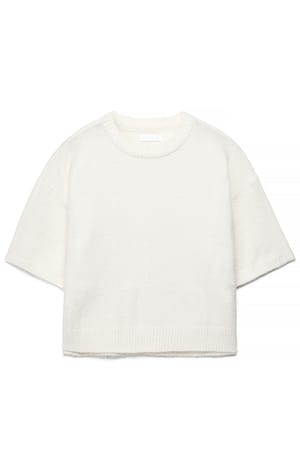 Offwhite Knitted Short Sleeve Sweater