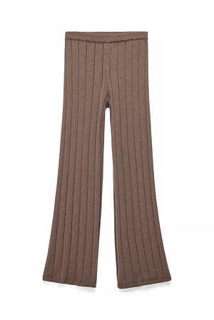 Brown Strickhose