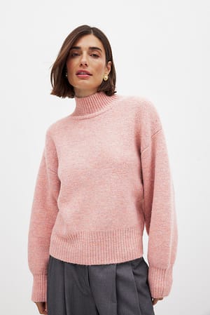 Dusty Pink Jersey de punto de cuello alto