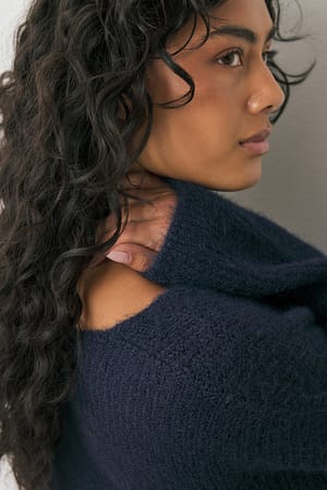 Image 4 of 7