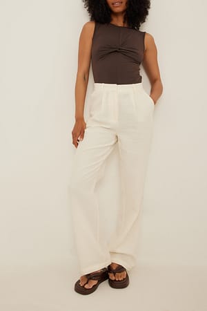 Image 2 of 4