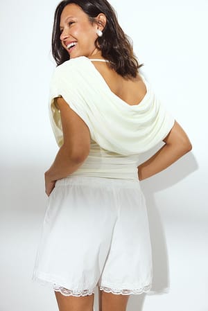 Image 3 of 8