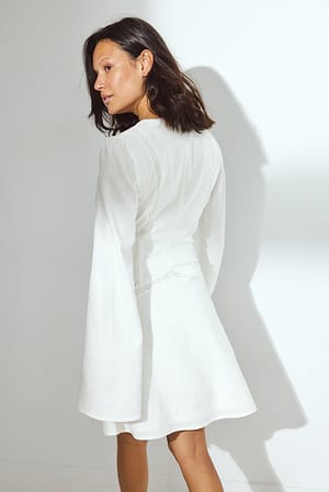 Image 2 of 6