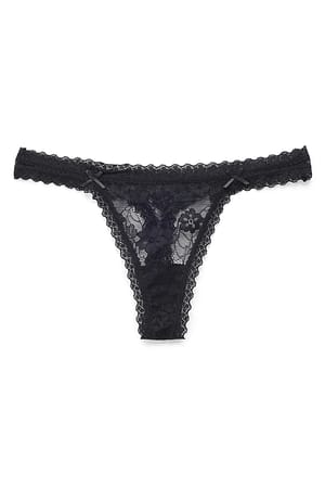 Black Tanga de encaje