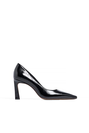 Black Leder-Pumps mit eckiger Spitze
