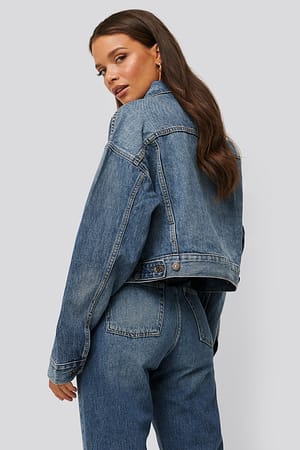 Image 2 of 6