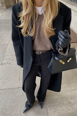 Brown Oversized strikket ullgenser med V-hals