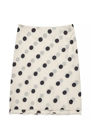 Cream Low Waist Knee Length Skirt