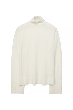 Offwhite hochgeschlossenes Merinomischstricktop