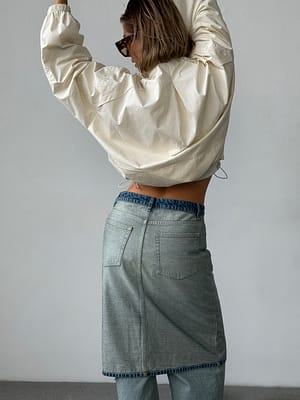 Image 3 of 8