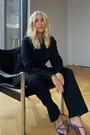 Black Oversized blazer