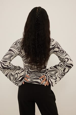 Image 2 of 4