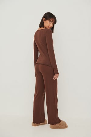 Image 2 of 4