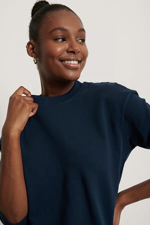 Dark Navy Normaler Pullover