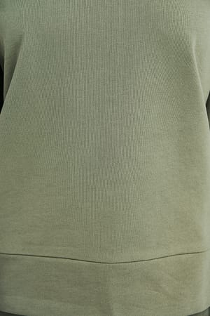 Image 5 of 5