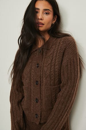 Brown Strick-Cardigan mit geflochtenem Detail