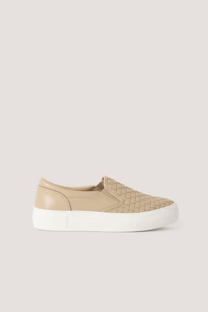 Beige Flätade Gympaskor I Slip In-Modell