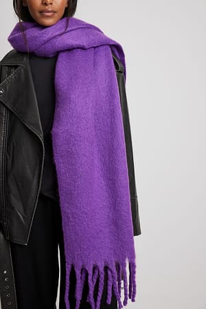 Lilac Återvunnen mjuk scarf med flätade fransar