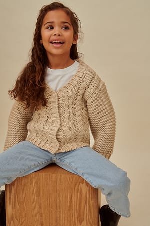 Beige Mini Cardigan mit Zopfmuster