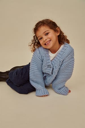Forever Blue Mini Cardigan mit Zopfmuster