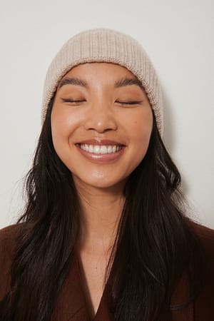 Beige Cashmere Beanie
