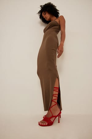 Image 2 of 4