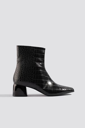 Black Croco Basic Boots