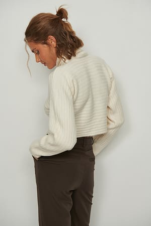 Image 2 of 4