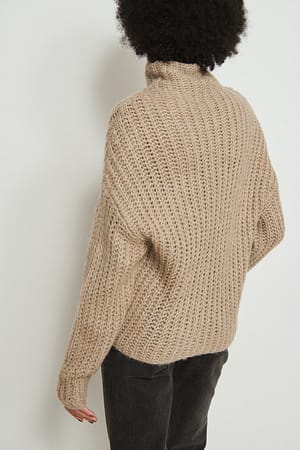 Image 2 of 4