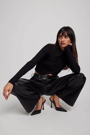 Black Crop top