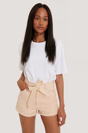 Pink Jeans-Shorts Mit Gürtel