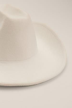 Image 5 of 6