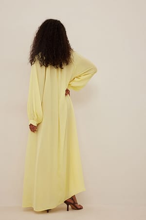 Image 2 of 4