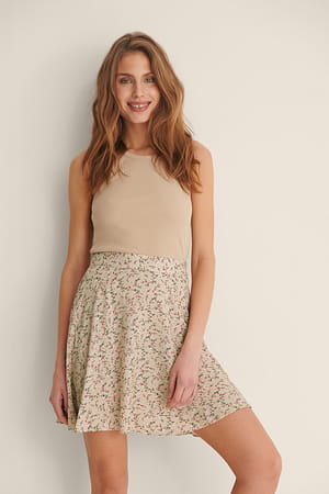 Beige Flower Vid Minikjol