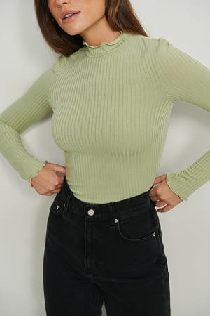 Image 4 of 4