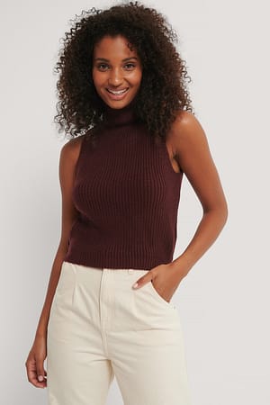 Bordeaux High Neck Knitted Singlet