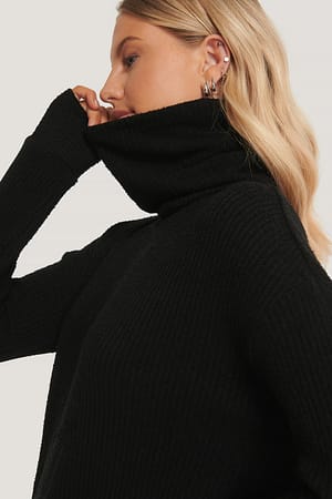 Black Oversize Tröja Med Hög Krage