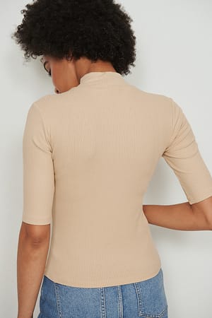 Image 2 of 4
