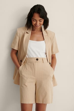 Beige Bermudashort Met Hoge Taille