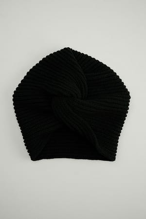 Image 2 of 7