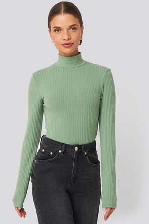 Green Langärmeliges Geripptes Polo-Top