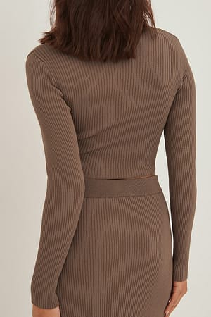 Image 3 of 6