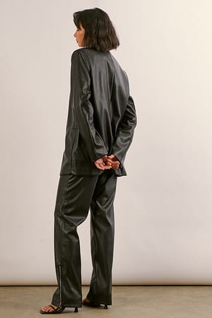 Image 3 of 4