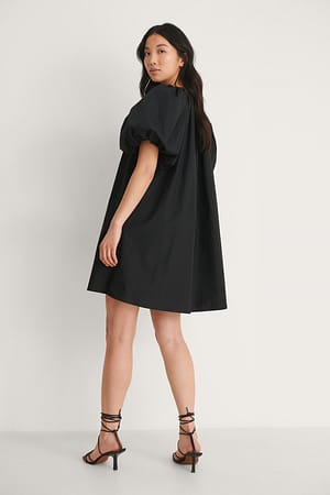 Image 2 of 4