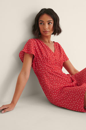 Red Dot Minikleid mit Knöpfen
