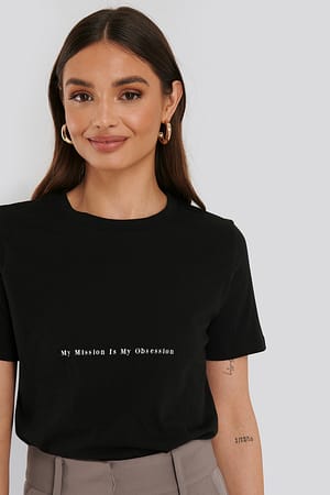 Black Tee-Shirt Imprimé