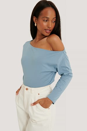 Faded Denim Ekologisk off-shoulder-topp med lång ärm