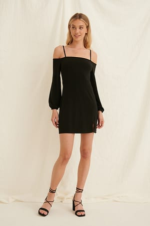 Black Off-shoulder jurk met ballonmouwen