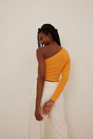 Image 2 of 4
